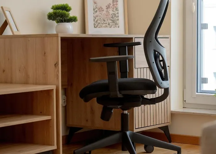 Appartamento Exceptional With Parking For 6 Guests By Renters Breslavia