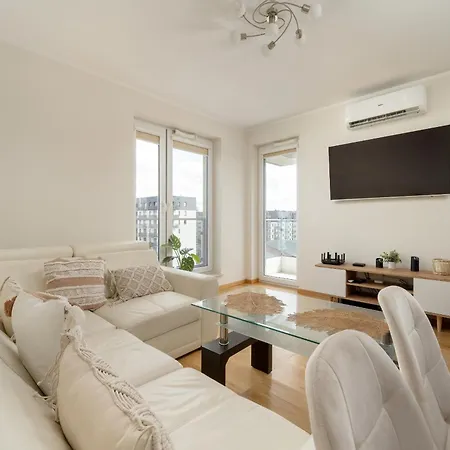 Exceptional With Parking For 6 Guests By Renters * ורוצלב