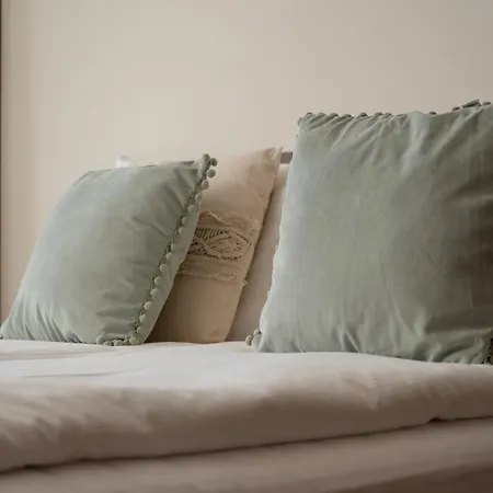 דירה Exceptional With Parking For 6 Guests By Renters ורוצלב